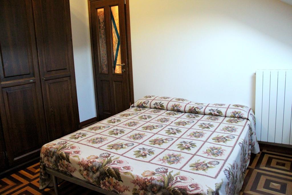 La Mansarda Di Legno Apartment Turin Room photo