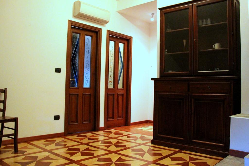 La Mansarda Di Legno Apartment Turin Room photo
